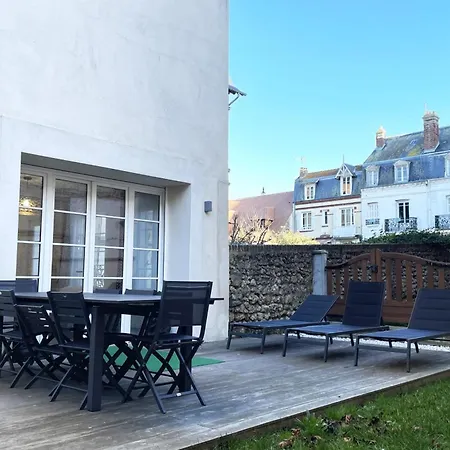 The Garden House - Jardin Parking Hypercentre Vila